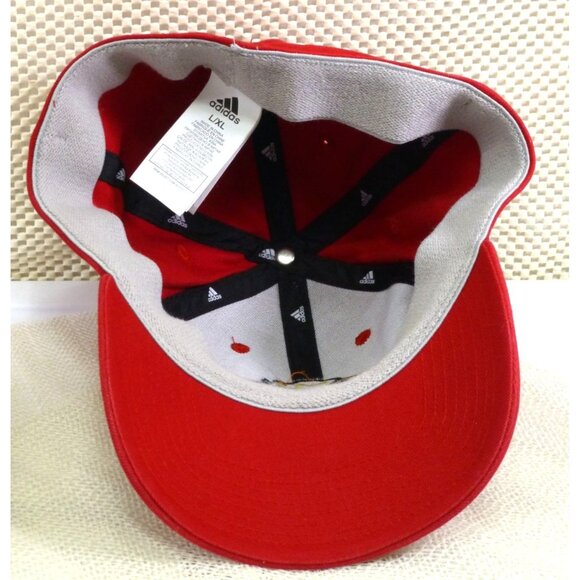 Chicago Blackhawks Indian Logo Red Stretch Fit Cap L/XL By Adidas - Picture 5 of 6